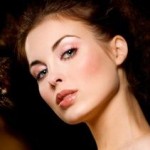 best-brunette-makeup-tips